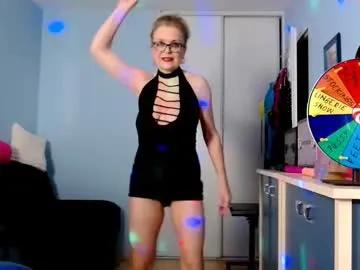 Freechat sexyjennyeu on Chaturbate