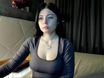 Freechat shei1a_shy on Chaturbate