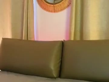 Freechat shelleymorell on Chaturbate