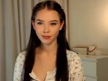 Freechat slyshypie on Chaturbate