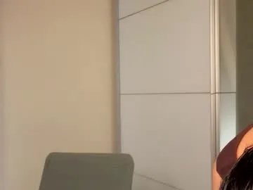 Freechat slyshypie on Chaturbate