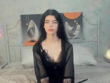 Private smile_with_nicole on Chaturbate