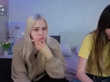 Private smile_with_nicole on Chaturbate