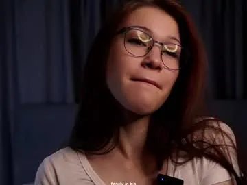 Freechat solaundree on Chaturbate