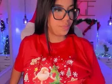 Freechat sophiaahill on Chaturbate