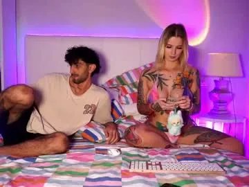 Freechat sophiasapphire98 on Chaturbate