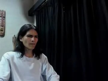 Freechat starcrow19 on Chaturbate