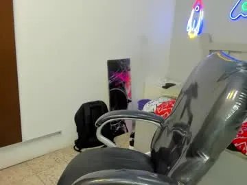 Freechat stiwentwink on Chaturbate