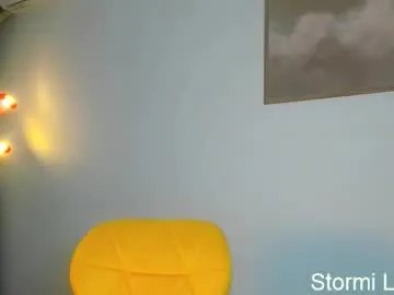 Freechat stormi_light on Chaturbate