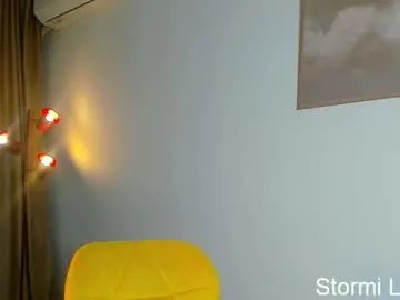 Freechat stormi_light on Chaturbate