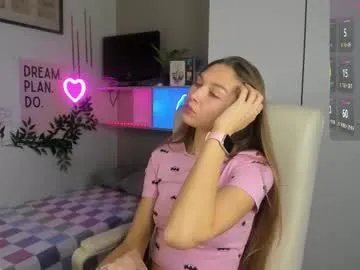 Freechat sunlightsofia on Chaturbate