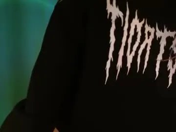 Private sweetie_lover on Chaturbate