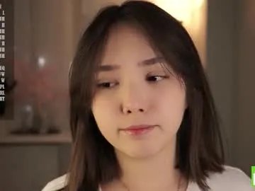 Freechat sweetyoops on Chaturbate