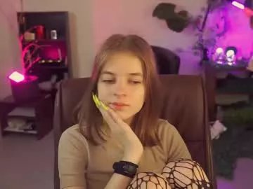 Freechat tinadavil on Chaturbate