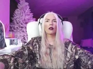 Freechat tinykylie on Chaturbate