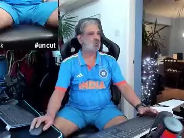 Freechat topalphaboss on Chaturbate