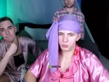 Freechat travis_wolf_ on Chaturbate