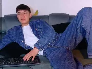 Freechat twink_daren on Chaturbate