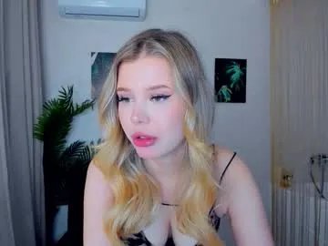 Away unforgettablalice on Chaturbate