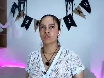 Group victoriablack_ on Chaturbate