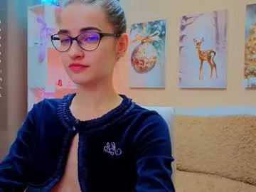 Freechat vikiberry on Chaturbate