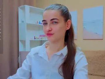 Freechat vikiberry on Chaturbate