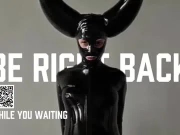 Freechat vinylstore on Chaturbate