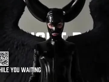 Freechat vinylstore on Chaturbate