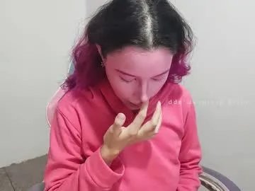 Freechat wandadoll on Chaturbate