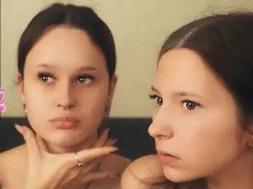 Freechat wendiesetters on Chaturbate