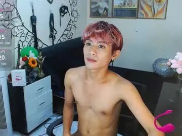 Freechat wildesttwinky on Chaturbate