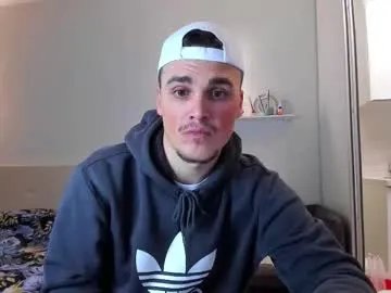 Freechat xx_raul_xx_ on Chaturbate