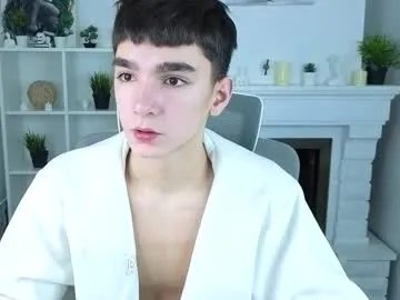 Freechat yamitwink on Chaturbate