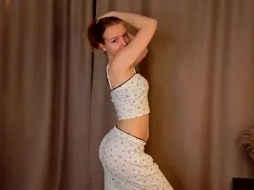 Freechat yangsperanza on Chaturbate