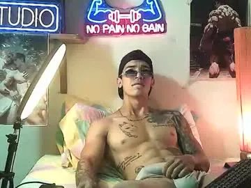 Freechat yeisoncastellanos1999 on Chaturbate
