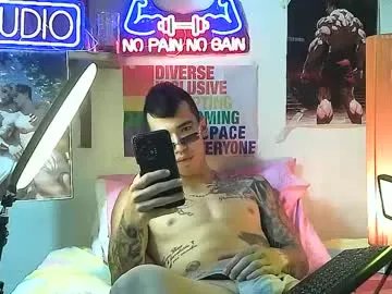 Freechat yeisoncastellanos1999 on Chaturbate