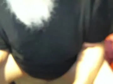 Freechat yellowsnakes on Chaturbate