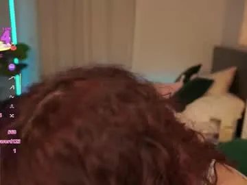 Freechat yess_kiki on Chaturbate