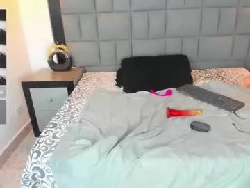 Freechat your_lady_milf on Chaturbate