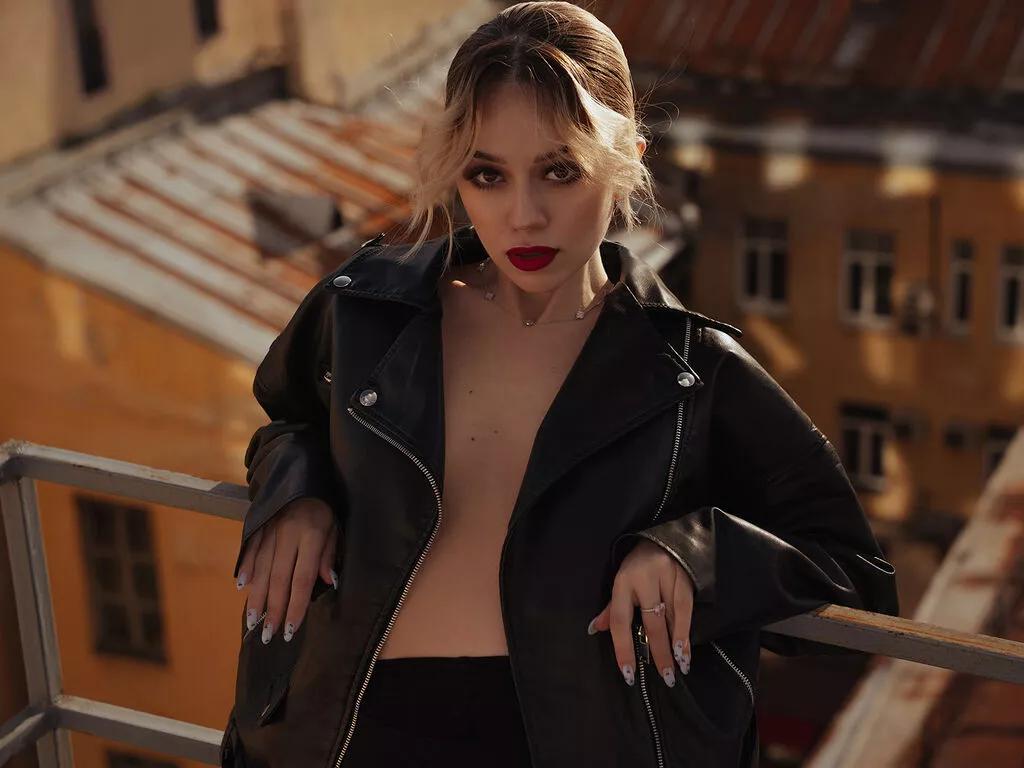 EstellaRichmond on LiveJasmin