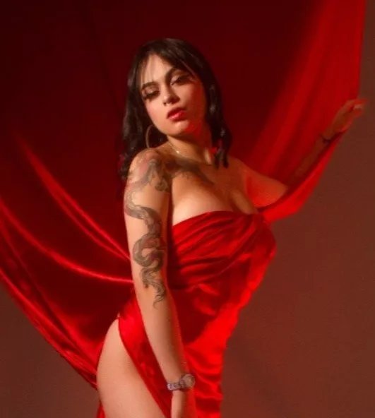 Offline ZafiroMartini on Streamate