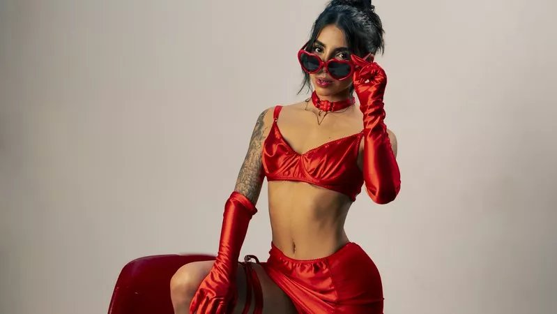 Offline ZariannaEvanz on Streamate