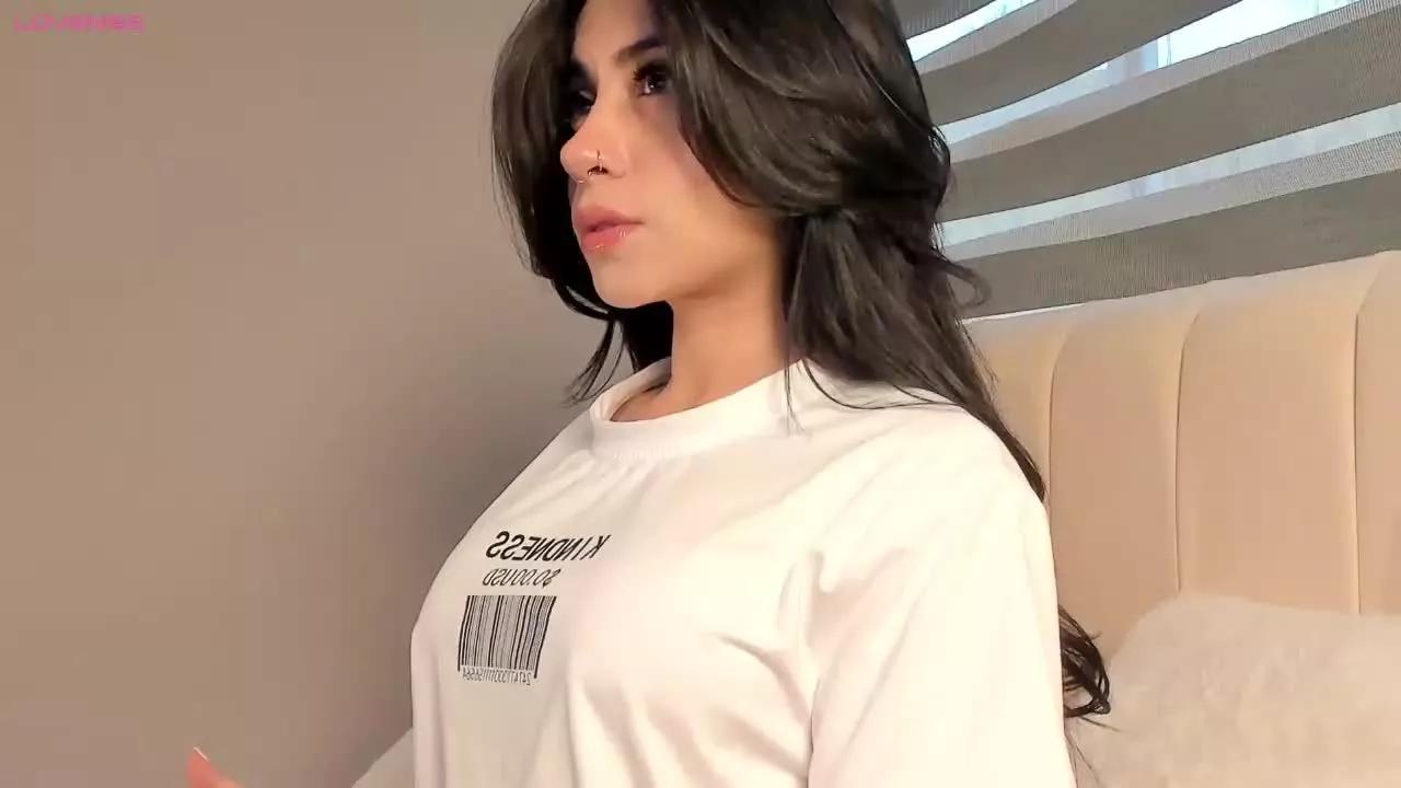 Leila_Carteer on Streamray 