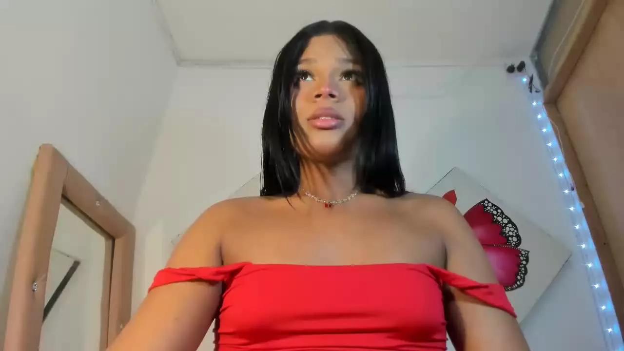 nikkitatsxTS on Streamray 