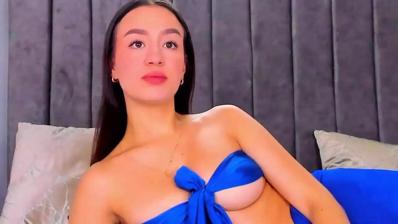 TamaraGrey on Streamray 