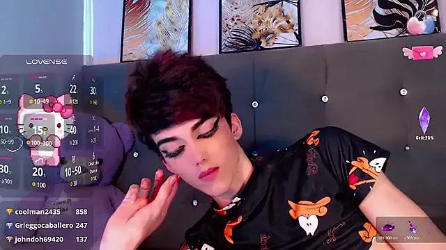 Baby_FenixTS on StripChat 
