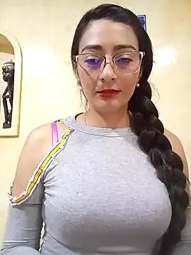 BELLA--26 on StripChat 