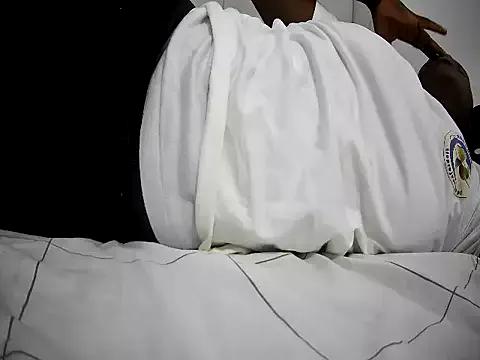 dadys_toy on StripChat 