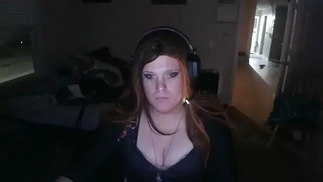 EmberLee on StripChat 