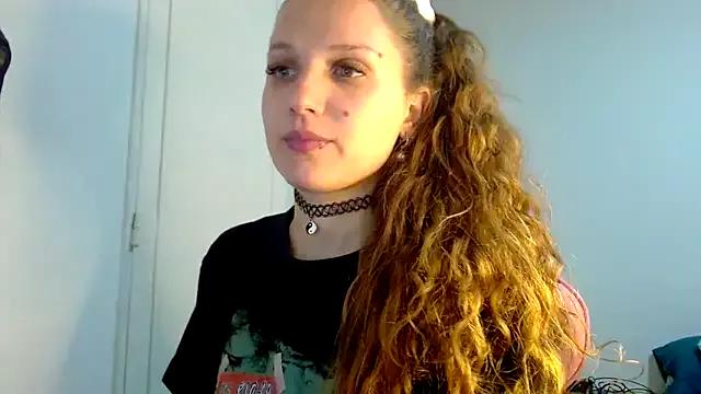 galaxiaa23 on StripChat 